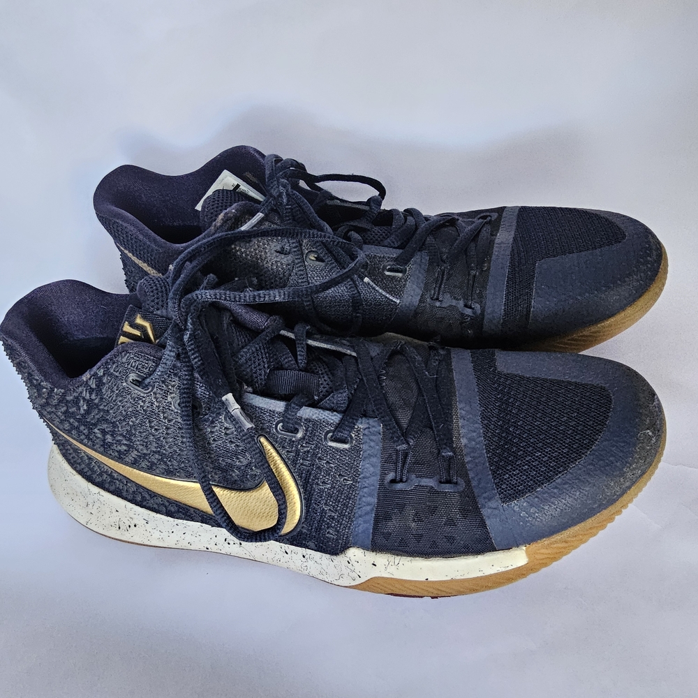 NIKE KYRIE 3 OBSIDIAN METALLIC GOLD BLUE SUMMIT Mens 10.5 Sneakers